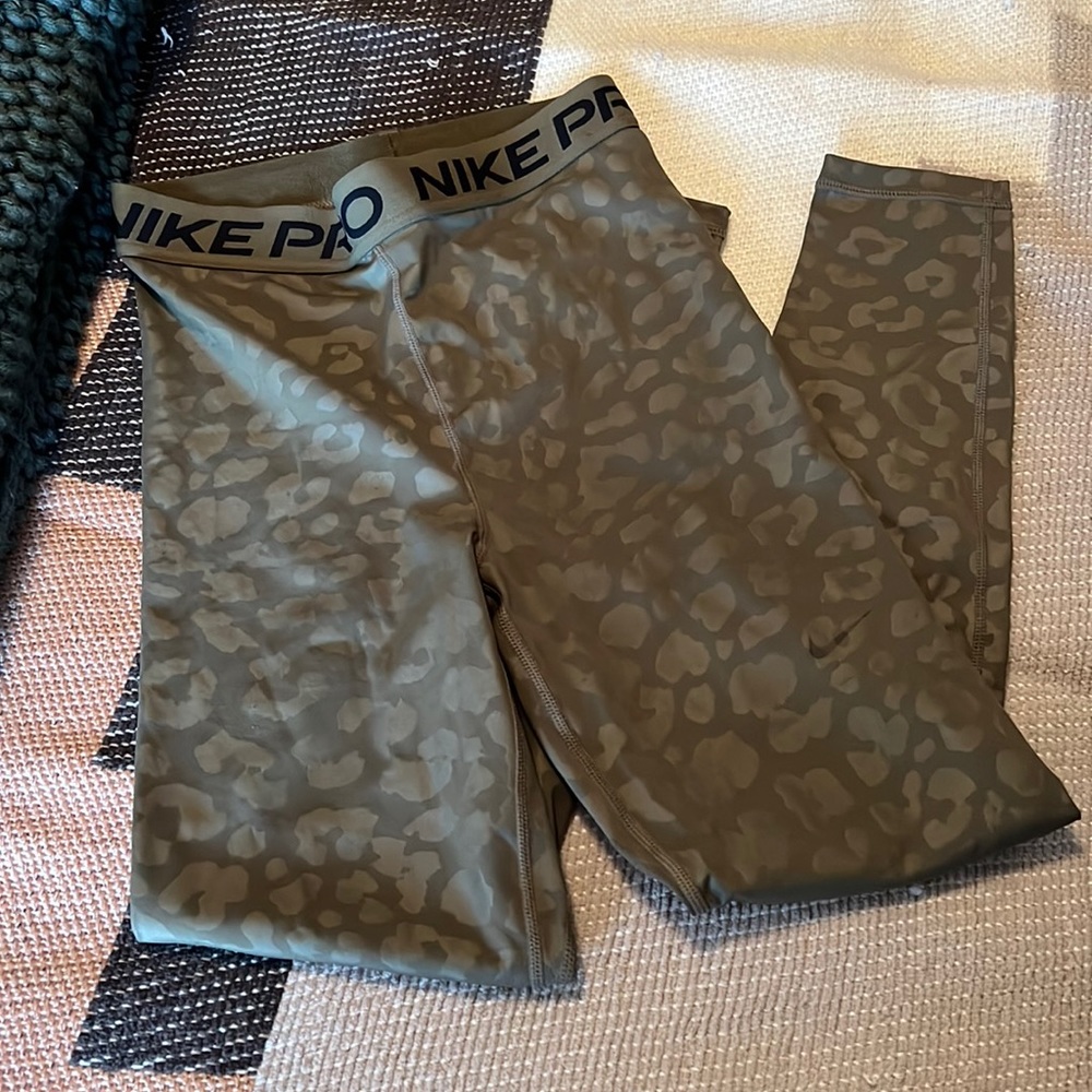 Nil Pro  Camo leggings